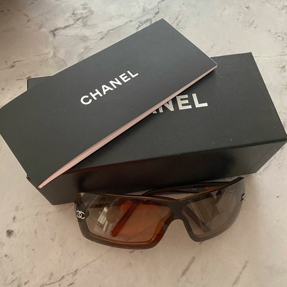 CHANEL Accessories - Vintage Chanel Sunglasses